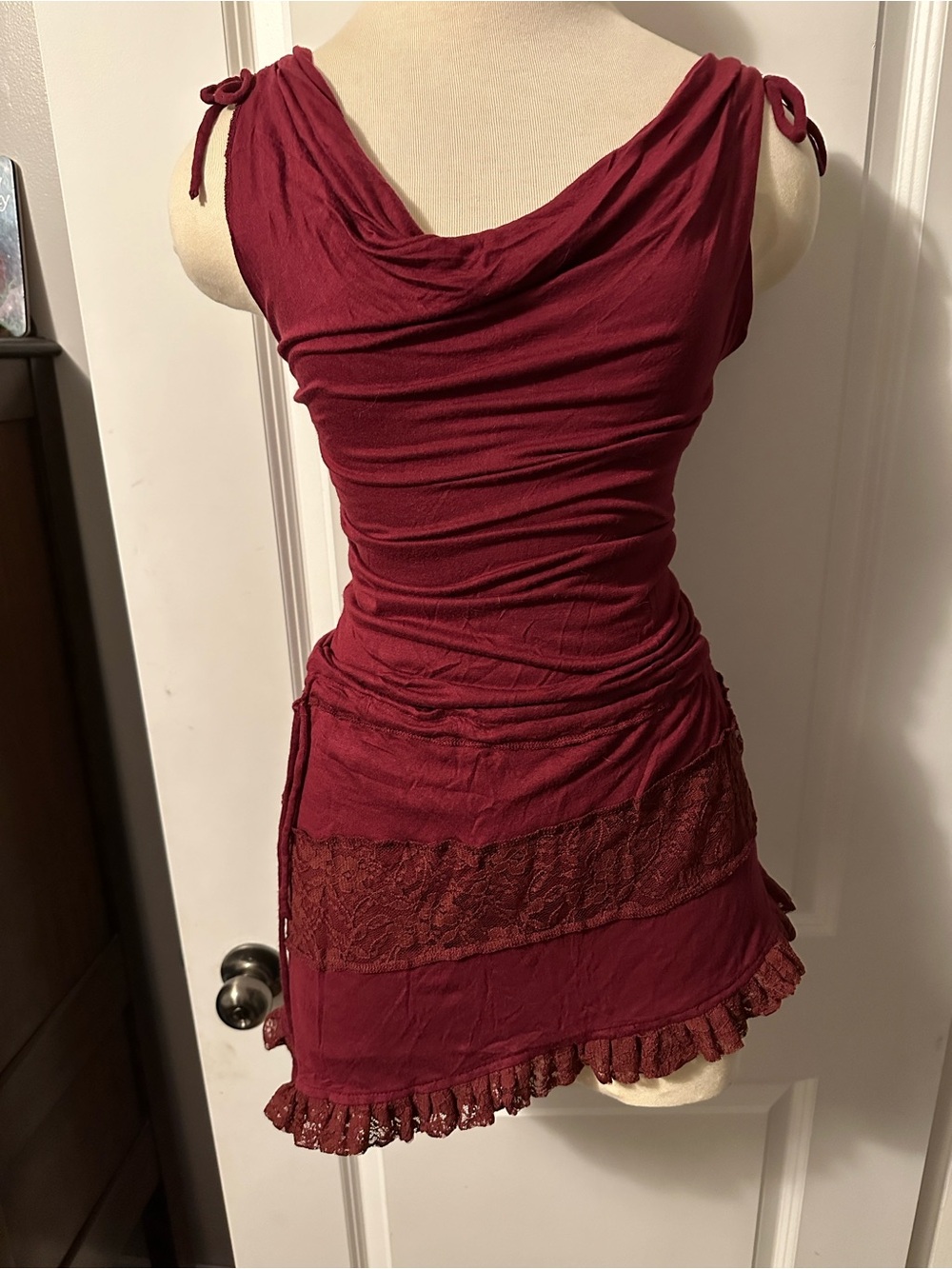 Ruched Lace-Trim Mini Dress - Burgundy